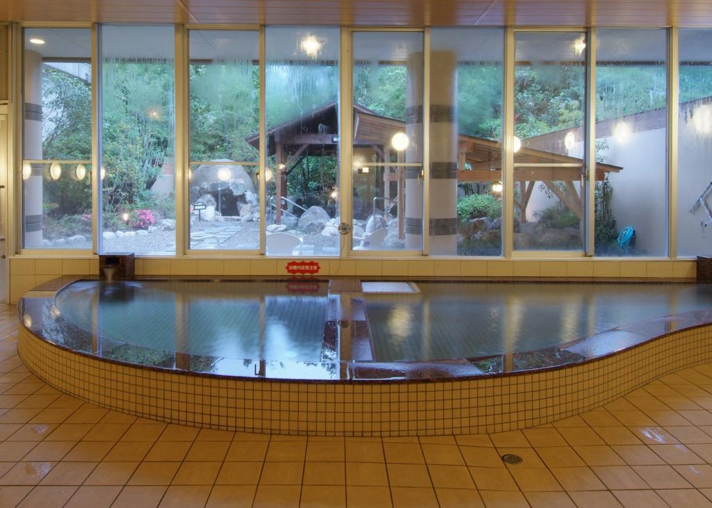 Route Inn Grantia Fukuoka Miyawaka - Wakita Onsen Экстерьер фото