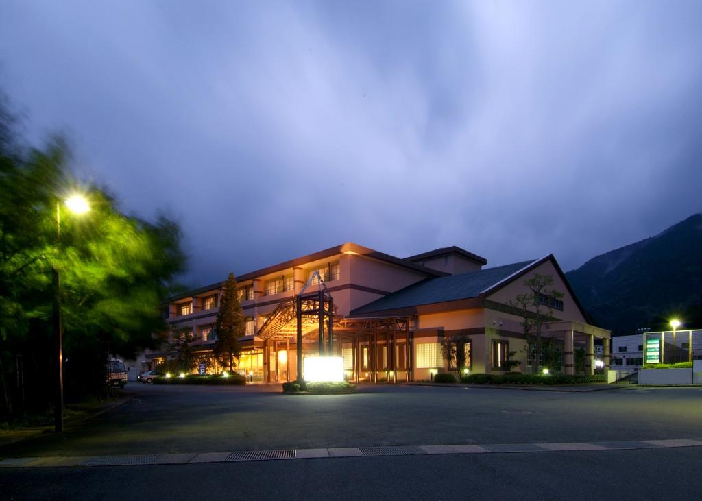 Route Inn Grantia Fukuoka Miyawaka - Wakita Onsen Экстерьер фото